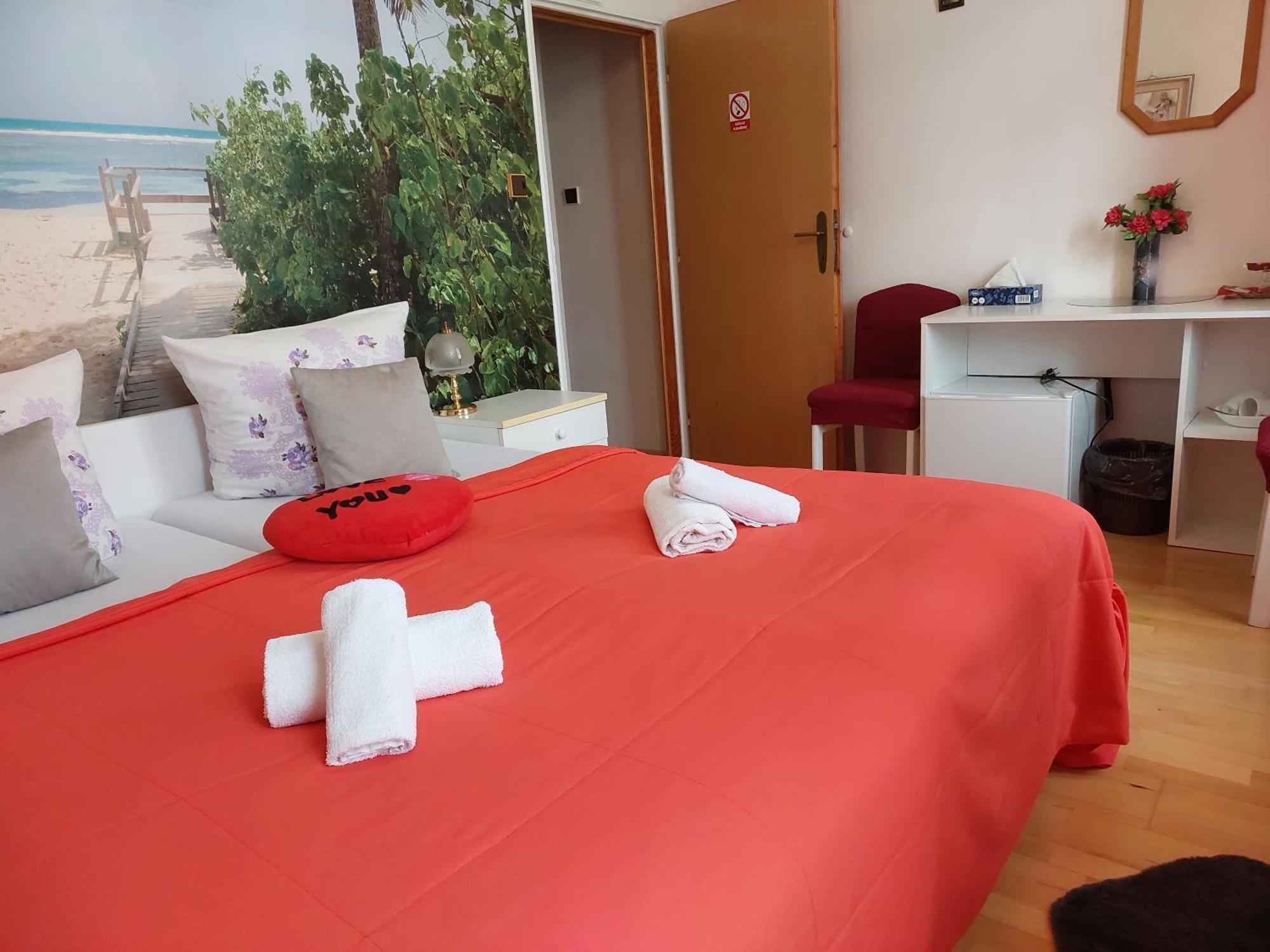קרלובי וארי Hotel Asila מראה חיצוני תמונה
