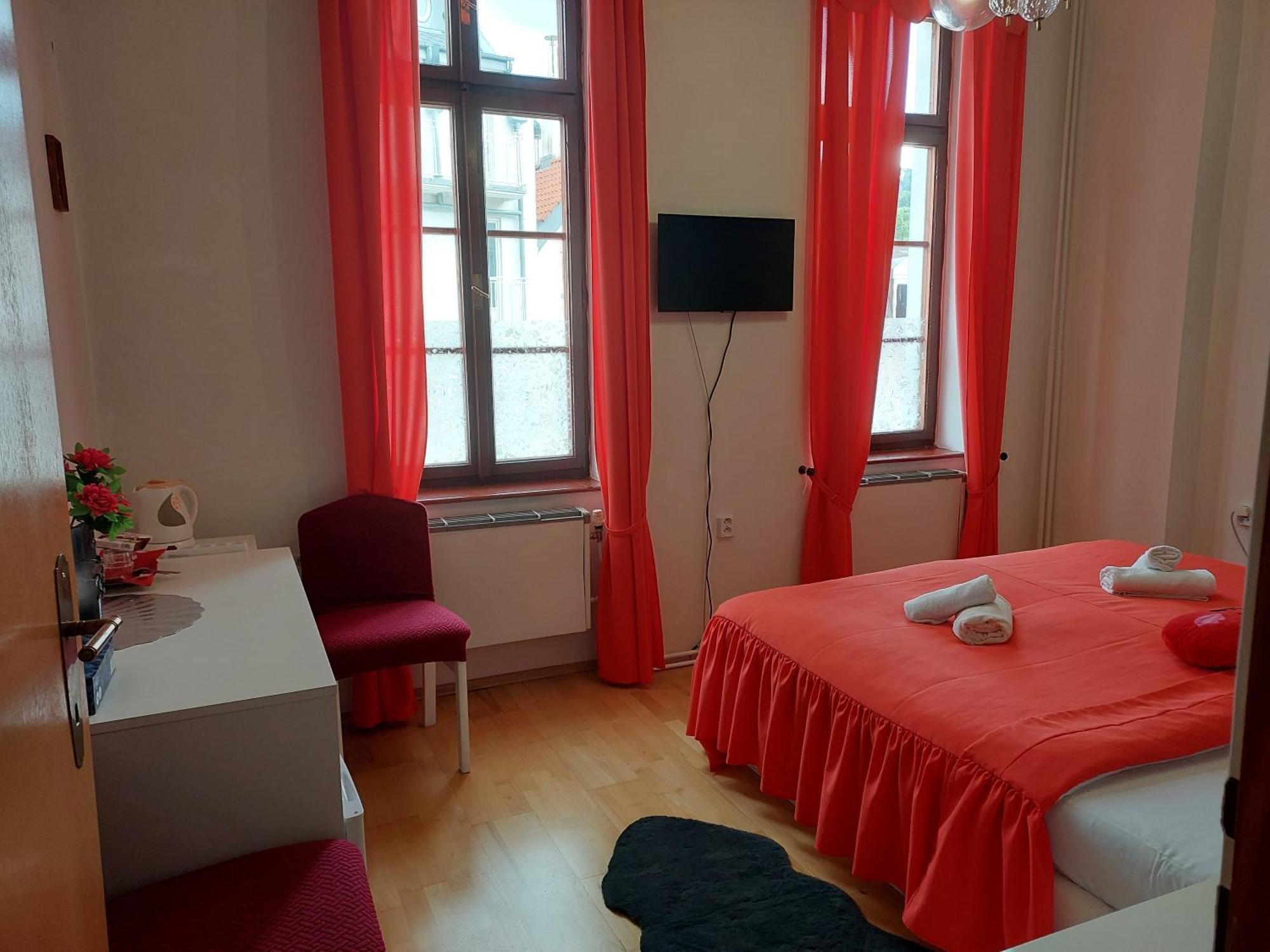 קרלובי וארי Hotel Asila מראה חיצוני תמונה