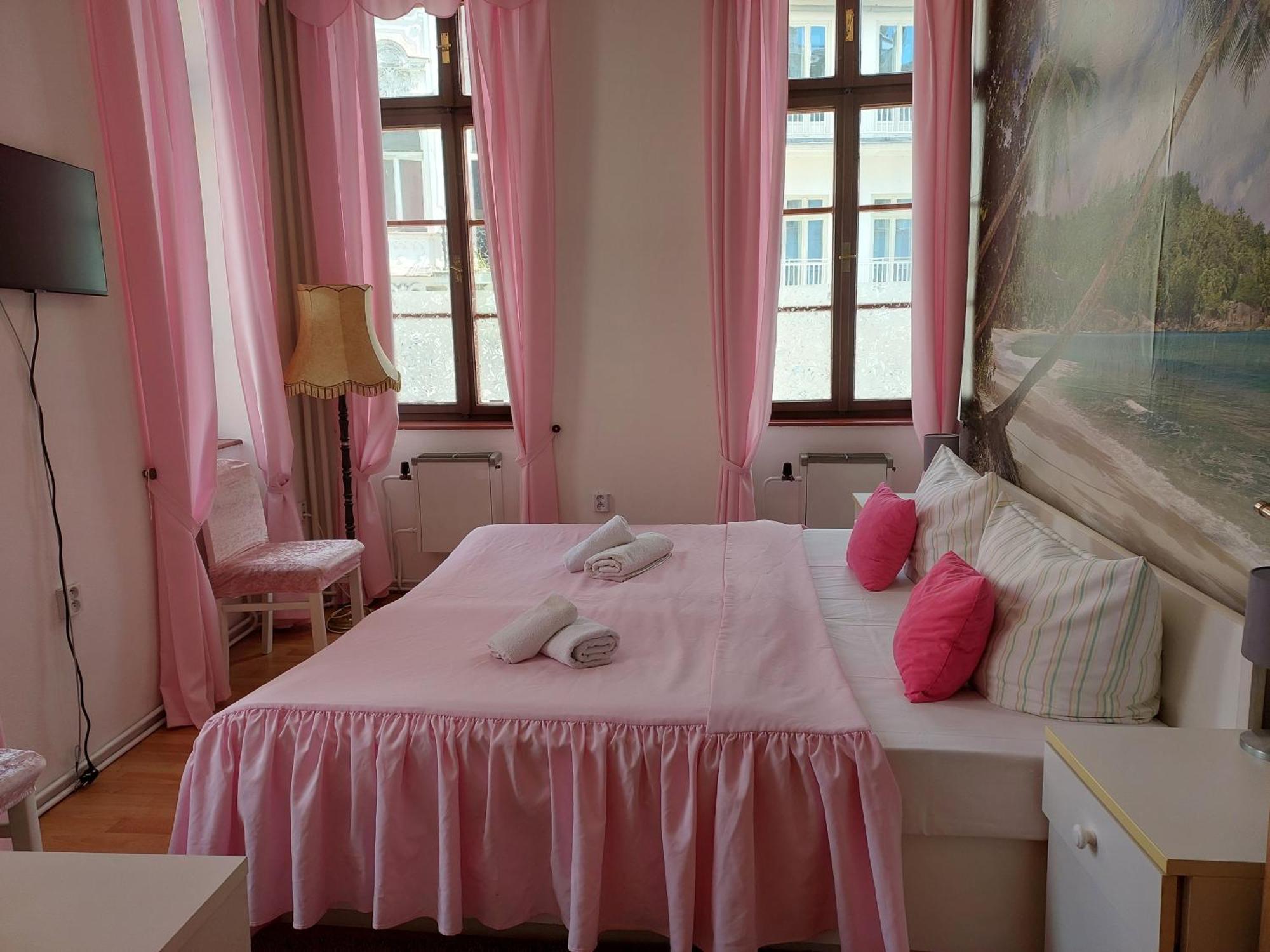 קרלובי וארי Hotel Asila מראה חיצוני תמונה